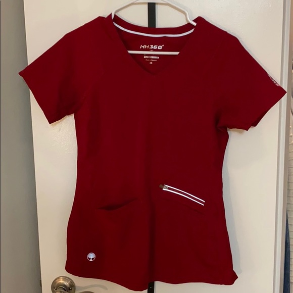 Red scrub top - Picture 1 of 2
